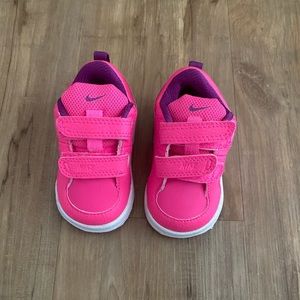 Baby Nike sneakers. Brand New. Never worn